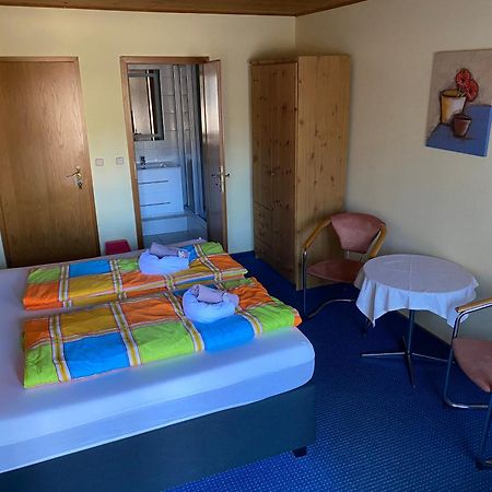 Motel Zur Festwiese Gierstadt Ngoại thất bức ảnh