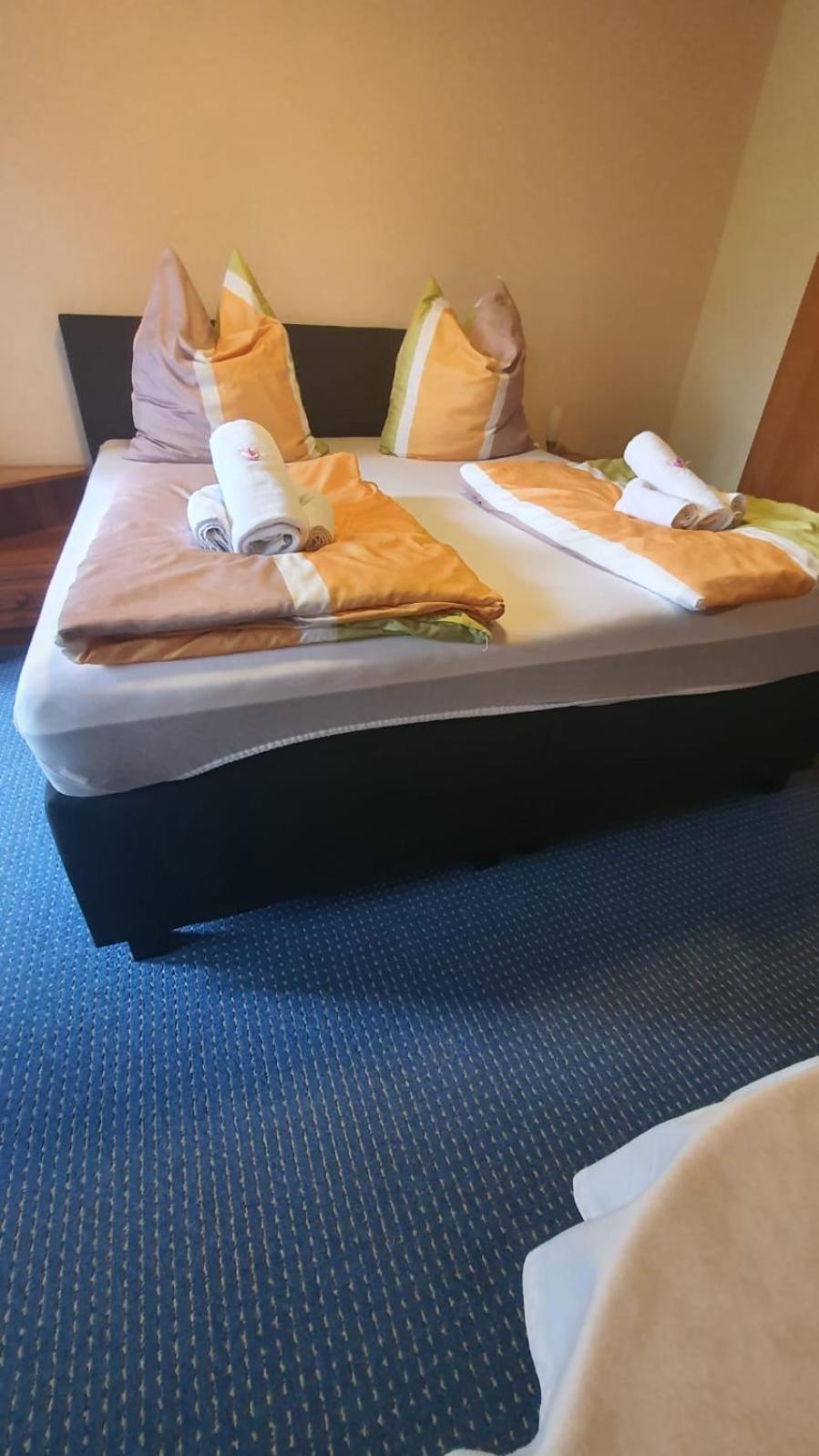 Motel Zur Festwiese Gierstadt Ngoại thất bức ảnh