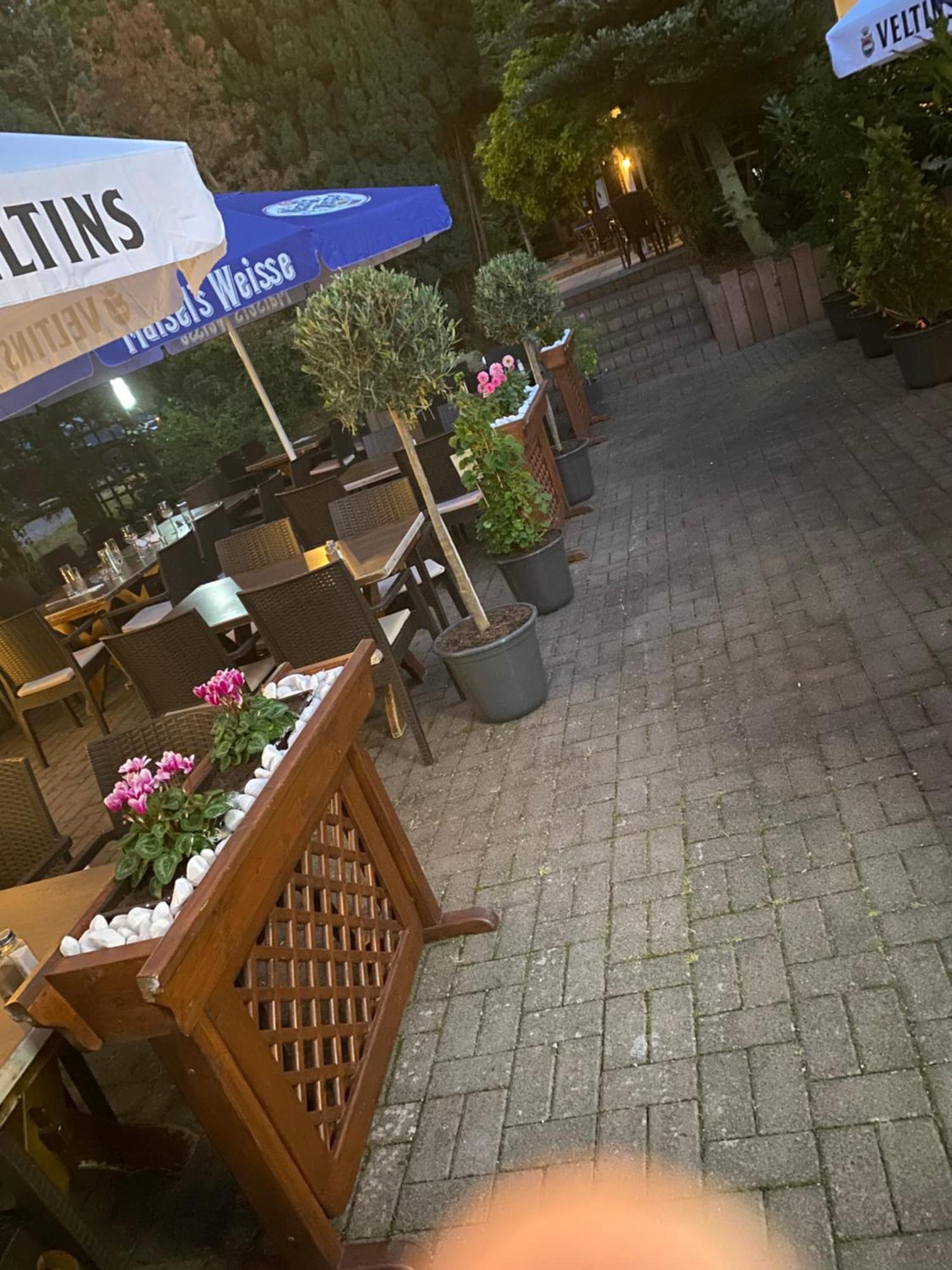 Motel Zur Festwiese Gierstadt Ngoại thất bức ảnh