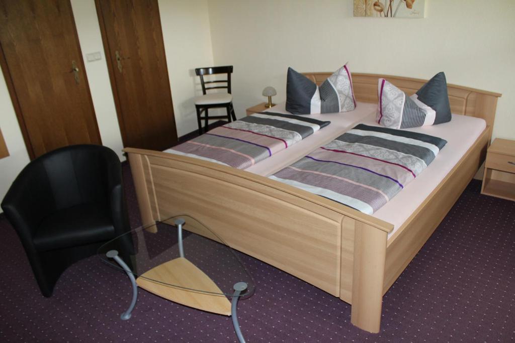 Motel Zur Festwiese Gierstadt Ngoại thất bức ảnh